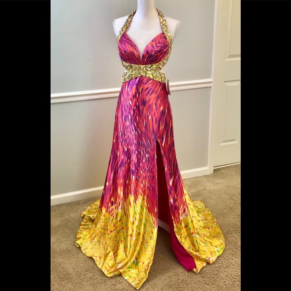 NWT TONY BOWLS SZ 4 EMBELLISHED FORMAL LONG DRESS.
